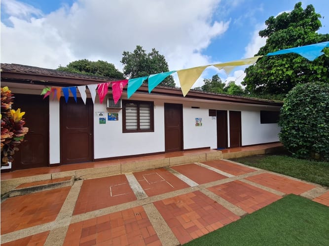 Casa de 4 alcobas en venta en Cuarto De Legua - Guadalupe, Cali, 432 m² · foto 4 de 24