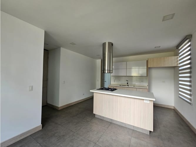 Apartaestudio en venta en Cristales, Cali, 65 m² · foto 7 de 13