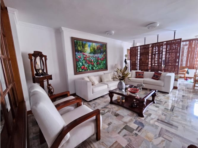 Apartamento de 3 alcobas en venta en Santa Teresita, Cali, 260 m² · foto 4 de 23