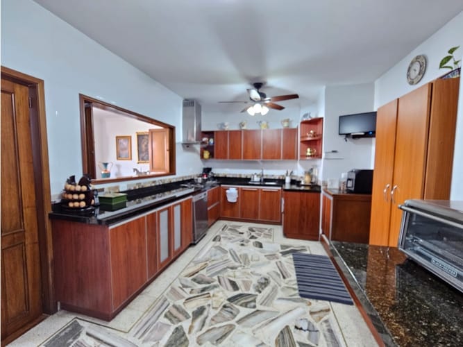 Apartamento de 3 alcobas en venta en Santa Teresita, Cali, 260 m² · foto 7 de 23