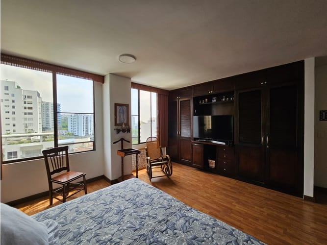 Apartamento de 3 alcobas en venta en Santa Teresita, Cali, 260 m² · foto 9 de 23