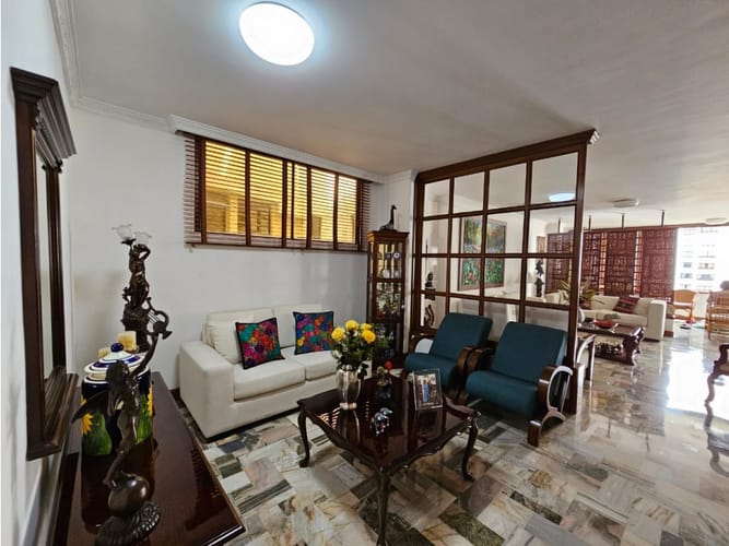 Apartamento de 3 alcobas en venta en Santa Teresita, Cali, 260 m² · foto 12 de 23