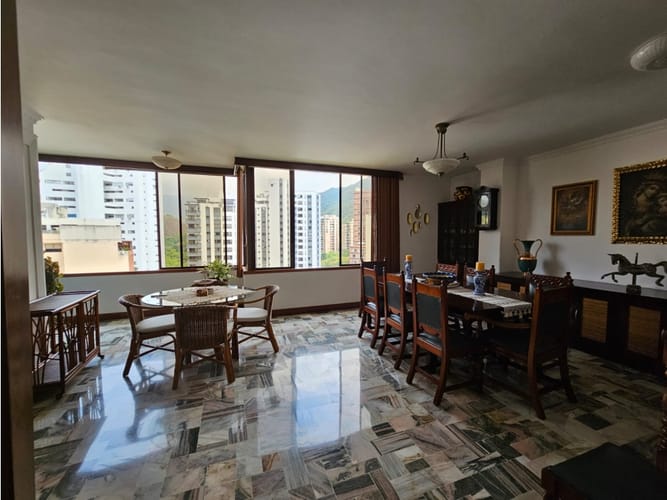Apartamento de 3 alcobas en venta en Santa Teresita, Cali, 260 m² · foto 16 de 23