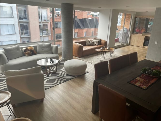 Apartamento de 3 alcobas en venta en Bella Suiza, Bogotá, 181 m² · foto 6 de 24