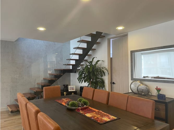 Apartamento de 3 alcobas en venta en Bella Suiza, Bogotá, 181 m² · foto 8 de 24