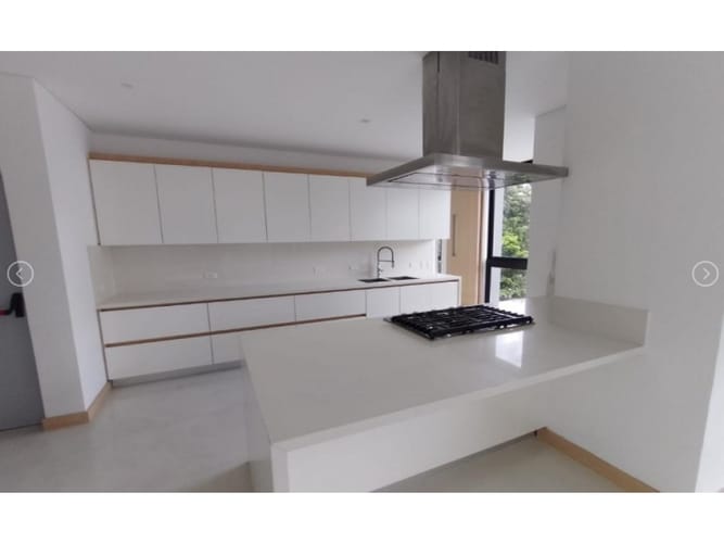 Apartamento de 3 alcobas en venta en Ciudad Jardin, Cali, 263 m² · foto 4 de 14