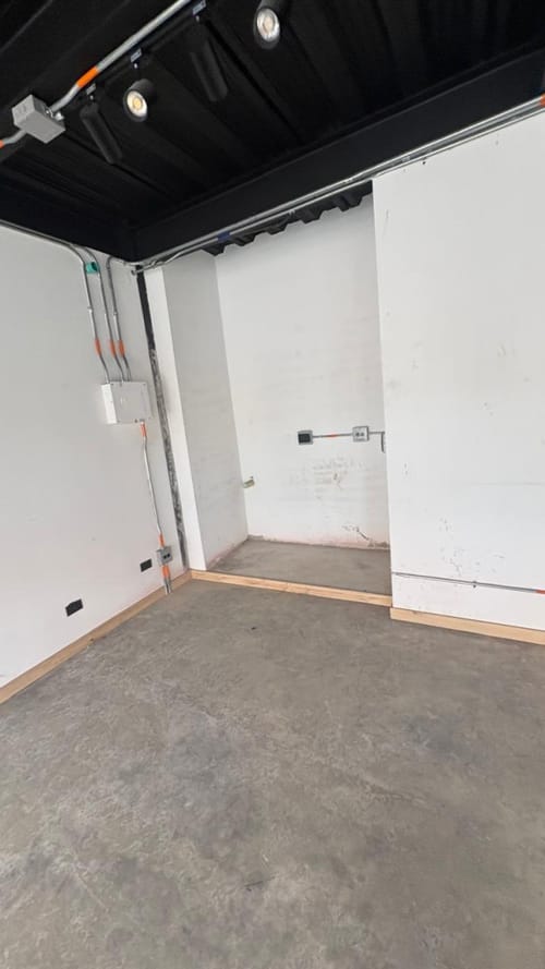 Local en arriendo en Lorena, Medellín, 22 m² · foto 6 de 7