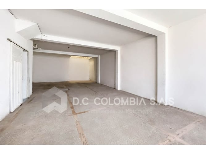 Casa de 5 alcobas en venta en San Nicolas, Soacha, 206 m² · foto 2 de 24