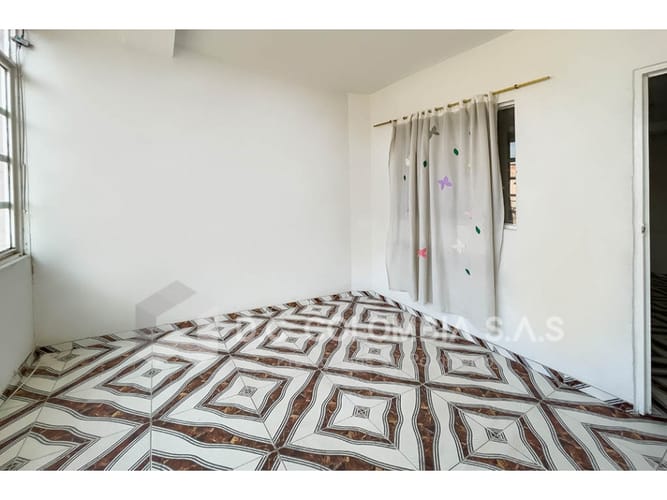 Casa de 5 alcobas en venta en San Nicolas, Soacha, 206 m² · foto 6 de 24