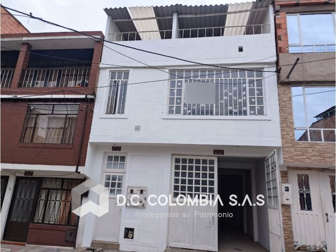 Casa de 5 alcobas en venta en San Nicolas, Soacha, 206 m² · foto 9 de 24
