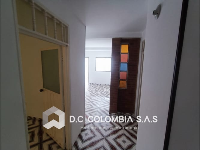 Casa de 5 alcobas en venta en San Nicolas, Soacha, 206 m² · foto 24 de 24