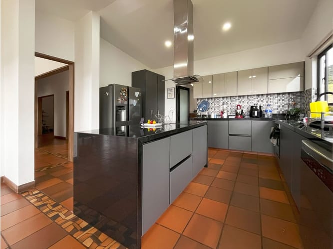 Casa de 5 alcobas en venta en Bella Vista, Sopó, 435 m² · foto 9 de 24