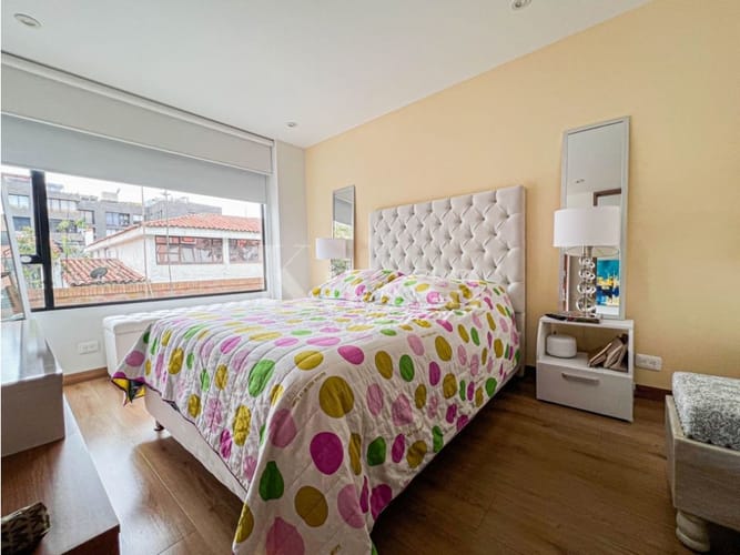 Apartaestudio en venta en Multicentro, Bogotá, 56 m² · foto 6 de 7