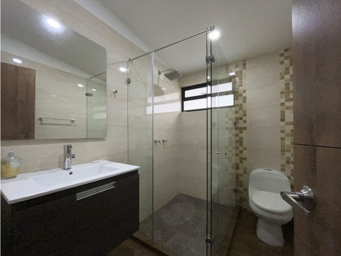 Casa de 5 alcobas en venta en Bella Vista, Sopó, 435 m² · foto 16 de 24