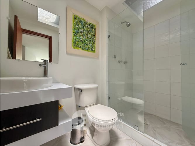 Casa de 3 alcobas en arriendo en Alhambra, Manizales, 277 m² · foto 13 de 15