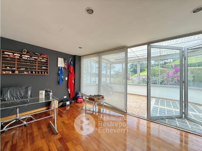 Casa de 3 alcobas en arriendo en Alhambra, Manizales, 277 m² · foto 14 de 15