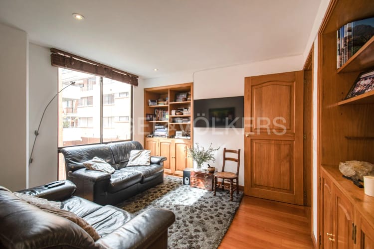 Apartamento de 3 alcobas en venta en Chicó Navarra, Bogotá, 196 m² · foto 8 de 18