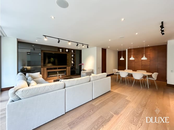 Apartamento de 3 alcobas en venta en Chico Norte, Bogotá, 203 m² · foto 5 de 24