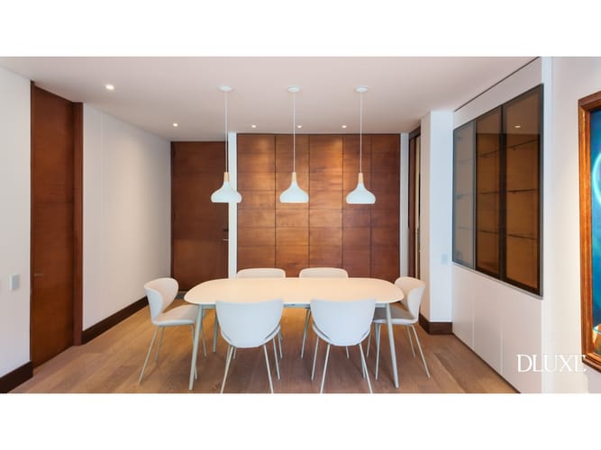 Apartamento de 3 alcobas en venta en Chico Norte, Bogotá, 203 m² · foto 7 de 24