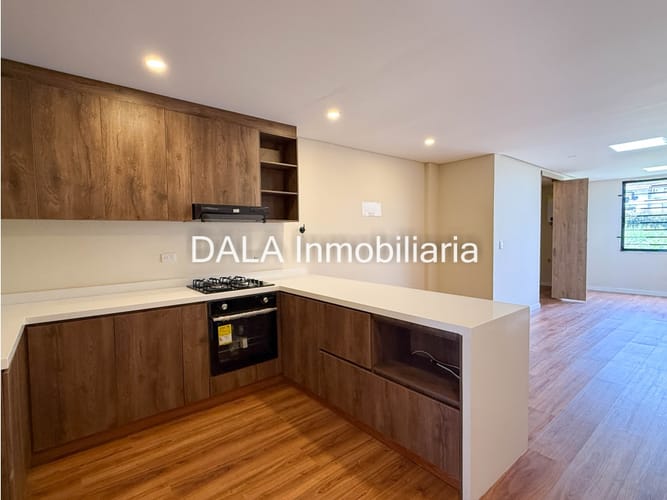 Casa de 3 alcobas en venta en Cota, 157 m² · foto 5 de 24