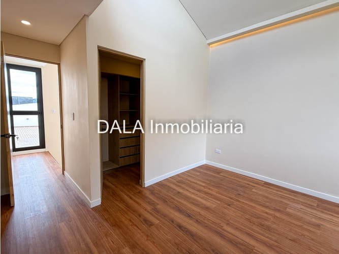 Casa de 3 alcobas en venta en Cota, 157 m² · foto 12 de 24