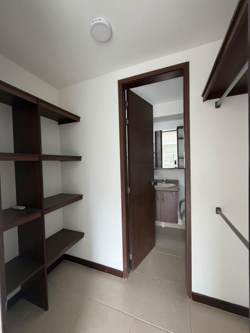 Apartamento de 3 alcobas en venta en Valle Del Lili, Cali, 80 m² · foto 7 de 13