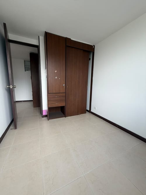 Apartamento de 3 alcobas en venta en Valle Del Lili, Cali, 80 m² · foto 11 de 13