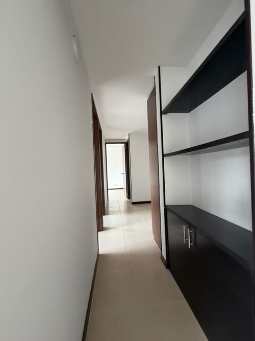 Apartamento de 3 alcobas en venta en Valle Del Lili, Cali, 80 m² · foto 4 de 13