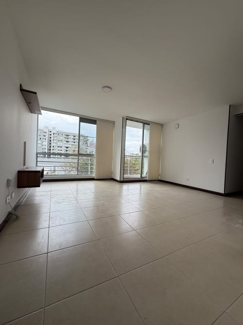 Apartamento de 3 alcobas en venta en Valle Del Lili, Cali, 80 m² · foto 5 de 13