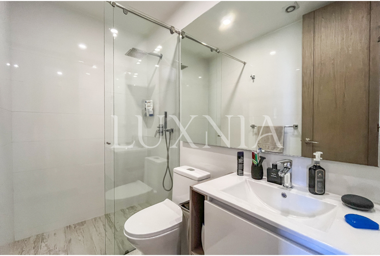 Apartamento de 3 alcobas en venta en Los Rosales, Bogotá, 206 m² · foto 16 de 18