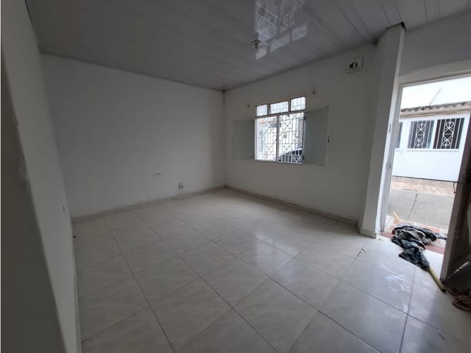 Casa de 3 alcobas en venta en Libertadores, Palmira, 77 m² · foto 2 de 11