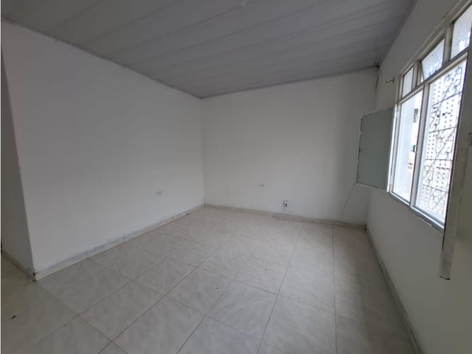 Casa de 3 alcobas en venta en Libertadores, Palmira, 77 m² · foto 3 de 11