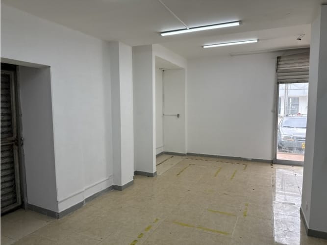 Local en arriendo en Versalles, Cali, 324 m² · foto 6 de 23