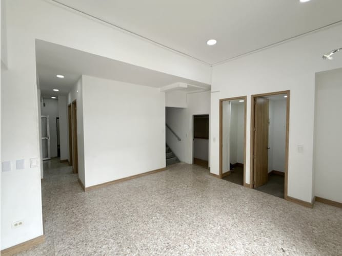 Local en arriendo en Versalles, Cali, 324 m² · foto 8 de 23