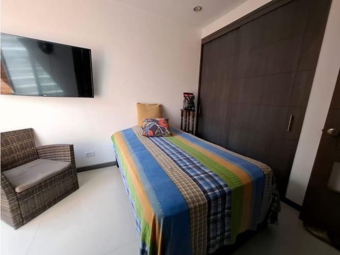 Apartamento de 3 alcobas en venta en Cristales, Cali, 122 m² · foto 13 de 24