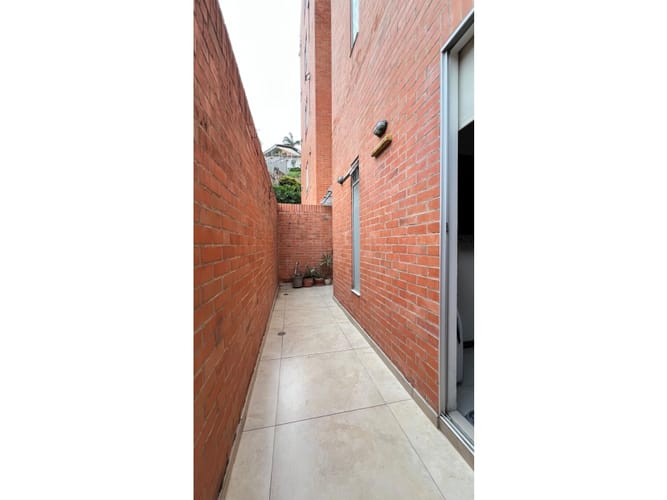 Apartamento de 3 alcobas en venta en Cristales, Cali, 122 m² · foto 15 de 24