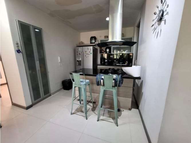 Apartamento de 3 alcobas en venta en Cristales, Cali, 122 m² · foto 19 de 24
