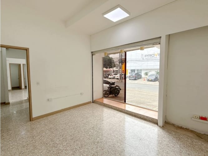 Local en arriendo en Versalles, Cali, 324 m² · foto 21 de 23