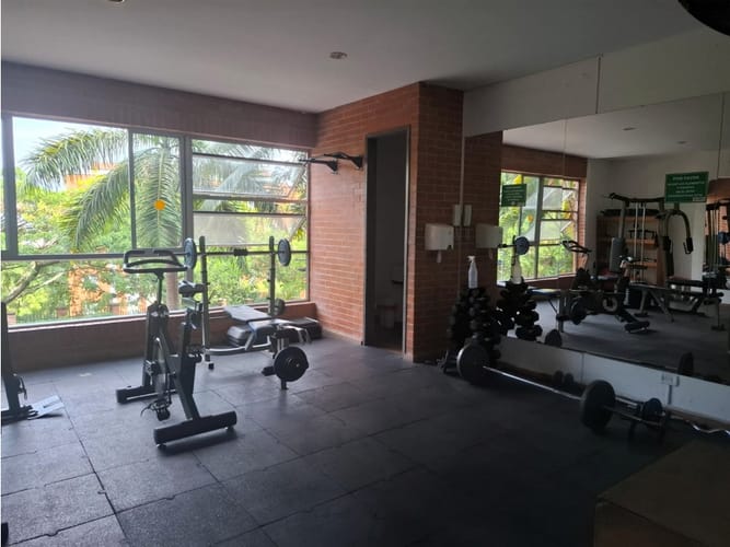 Apartamento de 3 alcobas en venta en Cristales, Cali, 122 m² · foto 21 de 24