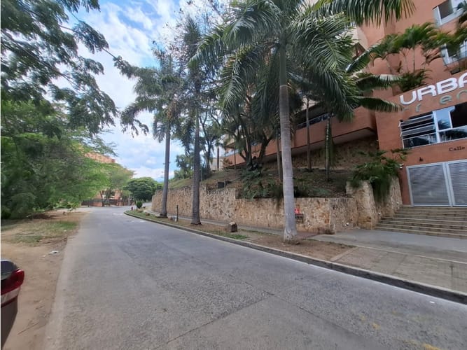 Apartamento de 3 alcobas en venta en Cristales, Cali, 122 m² · foto 23 de 24