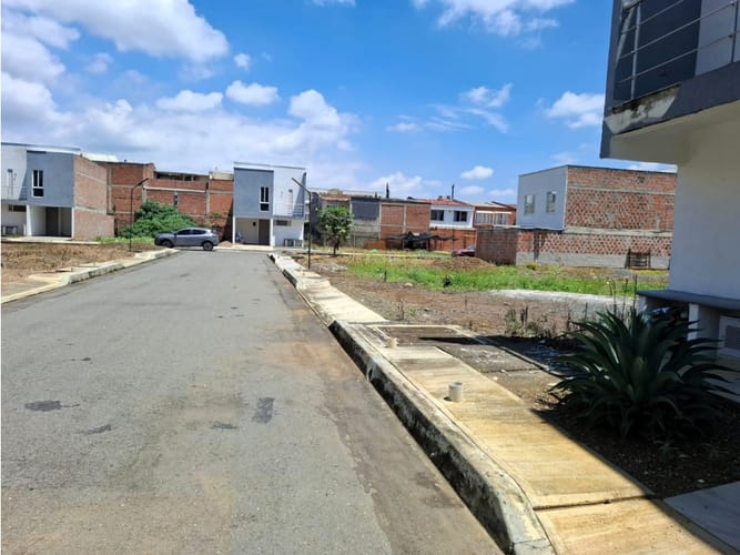 Casa de 3 alcobas en venta en Cr. Country Plaza, Jamundí, 117 m² · foto 22 de 24