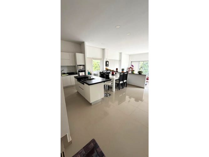 Casa de 6 alcobas en venta en San Vicente, Jamundí, 550 m² · foto 4 de 24