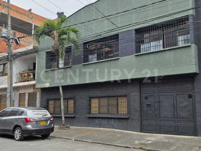 Bodega en venta en Alameda, Cali, 780 m² · foto 2 de 16