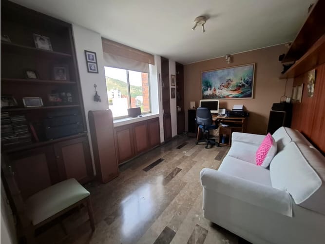 Apartamento de 3 alcobas en venta en Santa Teresita, Cali, 264 m² · foto 12 de 23