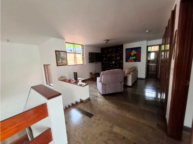 Apartamento de 3 alcobas en venta en Santa Teresita, Cali, 264 m² · foto 15 de 23