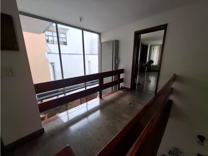 Apartamento de 3 alcobas en venta en Santa Teresita, Cali, 264 m² · foto 19 de 23