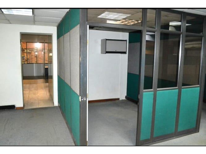 Bodega en arriendo en Zona Industrial, Cali, 3027 m² · foto 8 de 24
