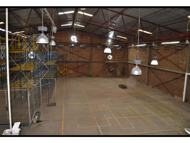 Bodega en arriendo en Zona Industrial, Cali, 3027 m² · foto 12 de 24
