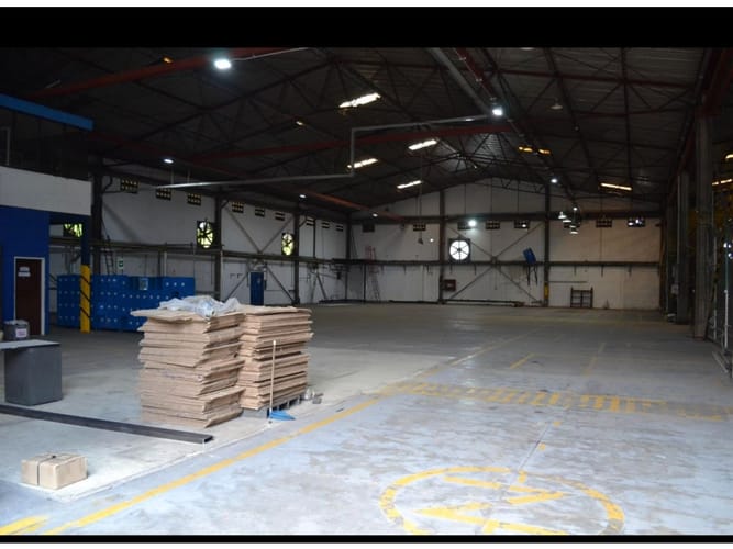 Bodega en arriendo en Zona Industrial, Cali, 3027 m² · foto 16 de 24