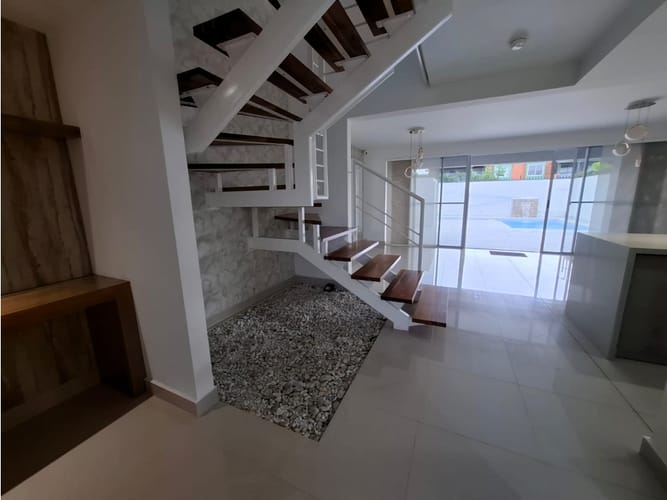 Casa de 4 alcobas en venta en Alfaguara, Jamundí, 302 m² · foto 11 de 24